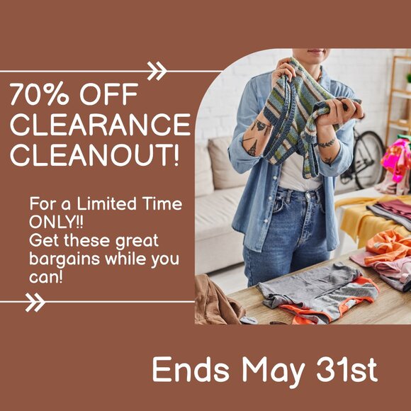 Rae Dunn Mini Me Girls Slip On Sneakers Floral Insole Toddler 9 NIB Pink White🏷 - Picture 2 of 9